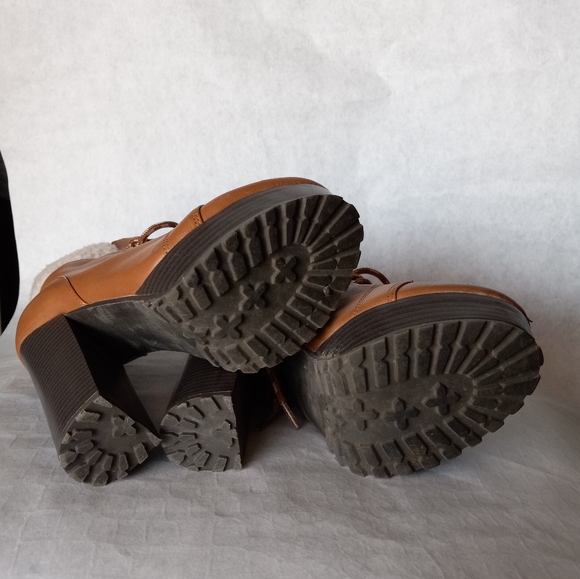 Maysi Booties Shoe Dazzle Size 5.5 - Picture 7 of 7